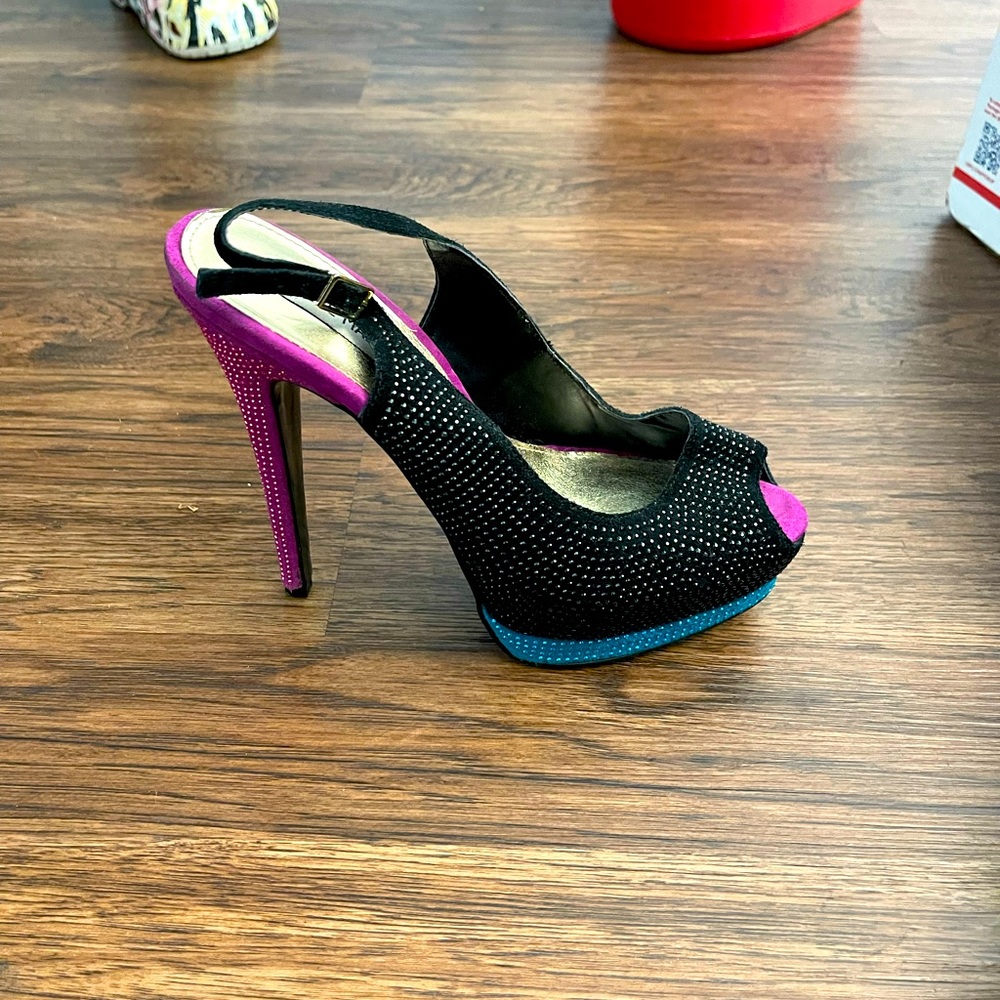 Steve Madden Masquerade Slingback Peeptoe Pumps